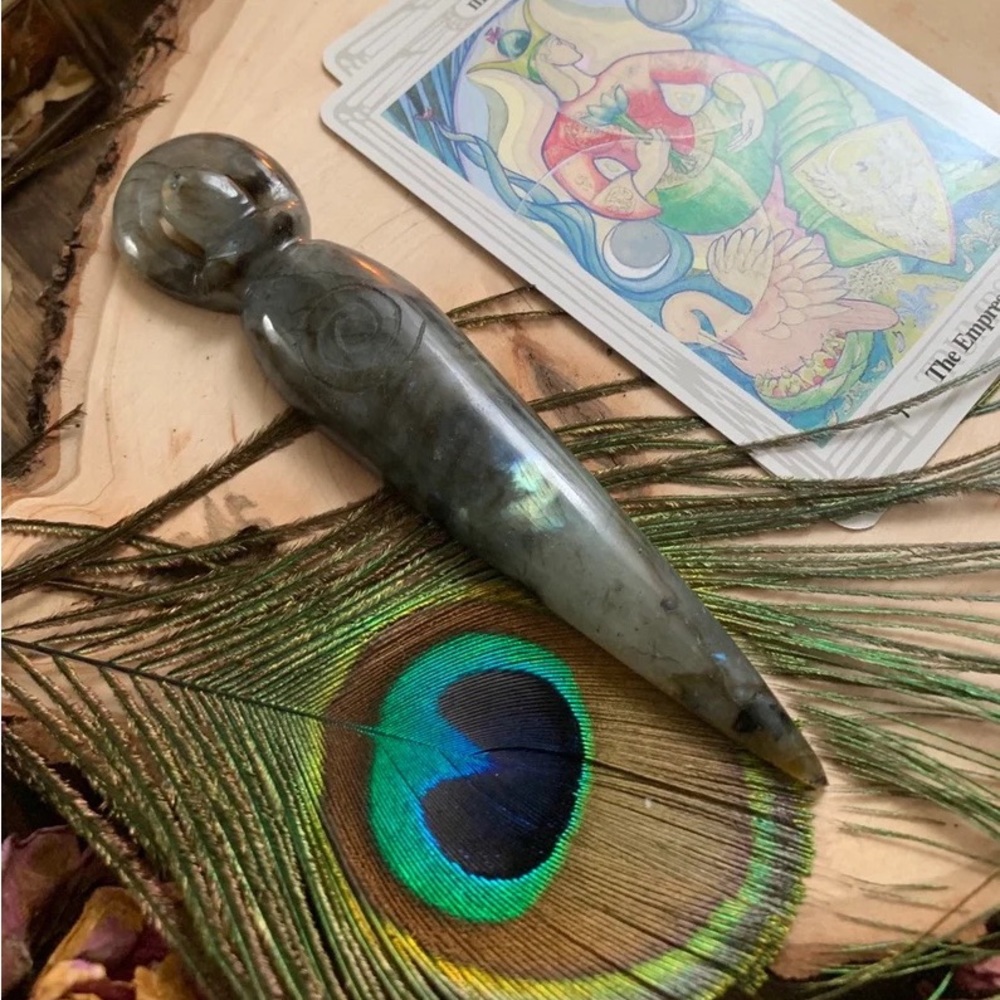 5” Labradorite Goddess
